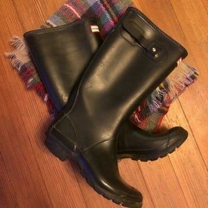 Black Hunter rain boots size 8
